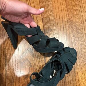 American Eagle Outfitters Dark Green Heels